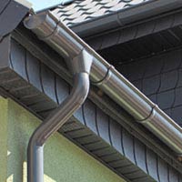 Black guttering